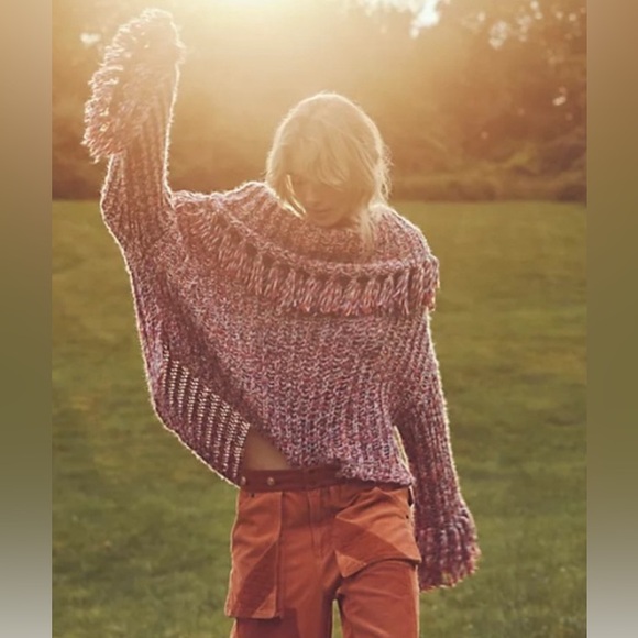 🎁🎁 SALE NWT Free People One Kinsley Fringe Woven Cowl Neck Fold Over Sweater L - Picture 2 of 6